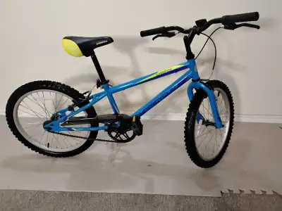 Excellent condition 20” Charge 1 speed kid’s mountain bike, View more