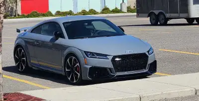 2020 Audi TTRS 13500 kms As new $70000.- firm
