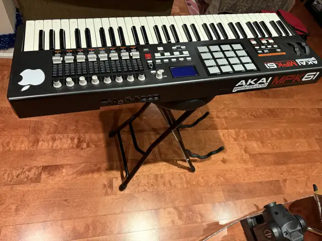 Midi keyboard Akai MPK 6164520005004930121