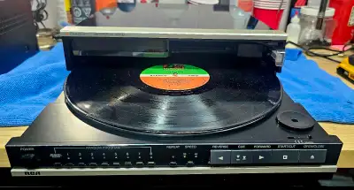RCA Linear Tracking Stereo Turntable , View more