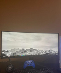 High end 200hz Ultrawide Moniter with box