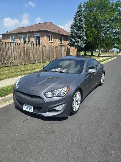 Selling my 2015 Hyundai Genesis Coupe 3.8L with 108kms on it runs and drives good 6 Speed manuel tra...