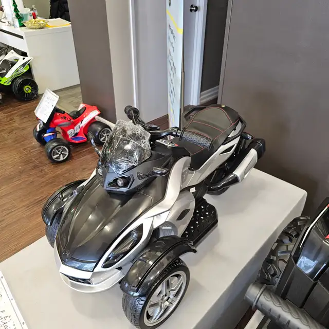 12V Battery Powered 3-Wheel Electric Bikes w/ Rubber Wheels, MP3 in Toys & Games in Markham / York Region - Image 8