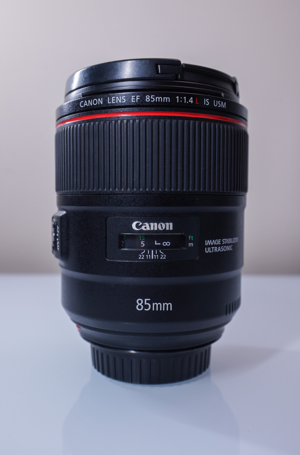 【中古】Canon EF 85mm f/1.4L IS USM 81Ryad3gyIL._UF894,1000_QL80_.jpg