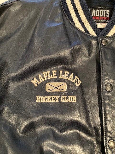 Toronto Maple Leafs Hockey Club Leather Jacket in Men's in Kingston - Image 3