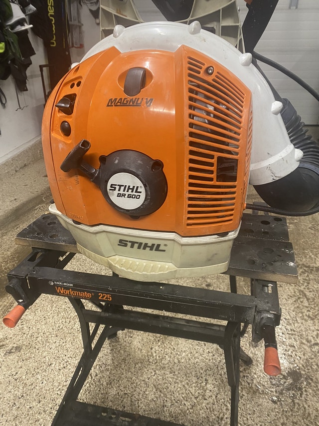 Wanted broken or unwanted Stihl backpack blowers Lawnmowers & Leaf Blowers Calgary Kijiji