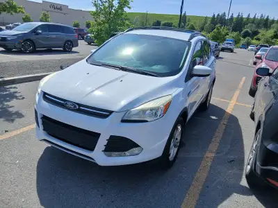 Ford escape 2013 Automatic Motor transmission 1.6L Eco Propre camion viens avec pneus d hiver Tous f...