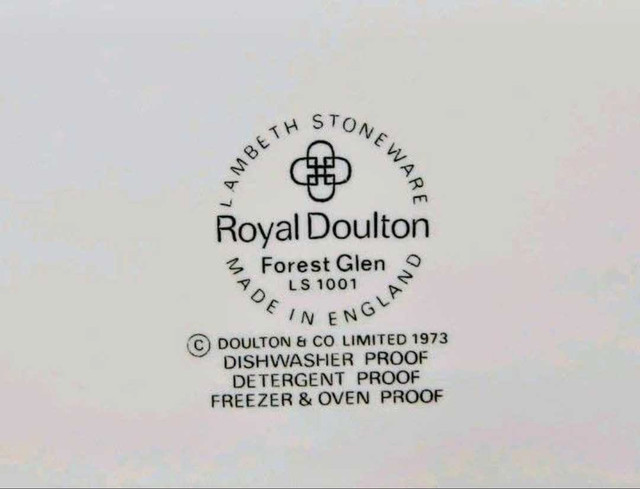 Rare,Vintage 46 piece set Royal Doulton 1973 Forest Glen Lambeth in Kitchen & Dining Wares in Hamilton - Image 2