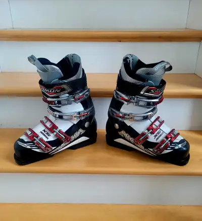 SALOMON 26.5 Ski Boots (Men's 8 / Women's 9) Great Condition, View more