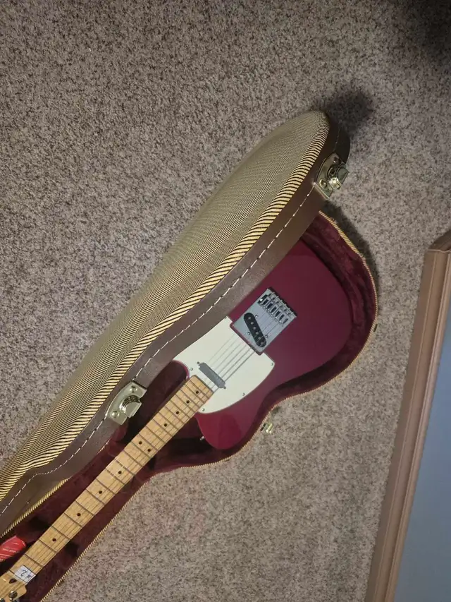 Fender Telecaster Guitar in Guitars in Calgary - Image 4