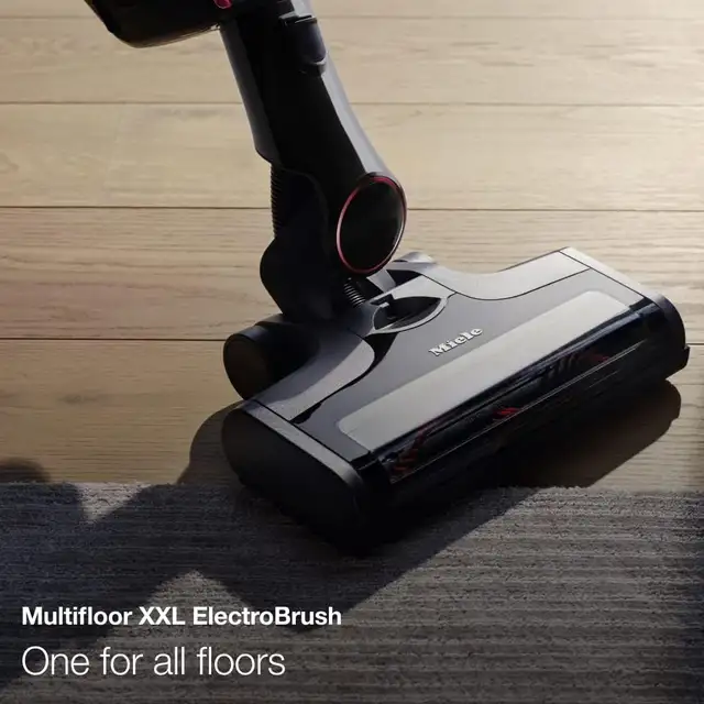 Miele Triflex HX1 Vacuum in Vacuums in Saskatoon - Image 3