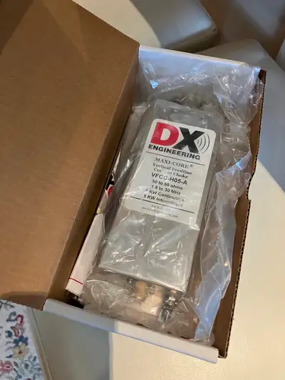 DX Engineering Max-Core Vertical Feedline Current Choke, View more