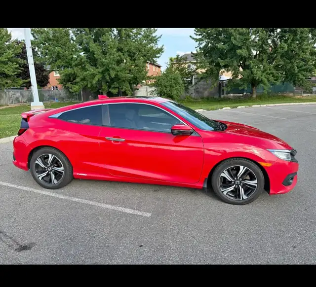 2017 Honda Civic Touring Coupe | 1.5L Turbo | Fully Loaded | Wel