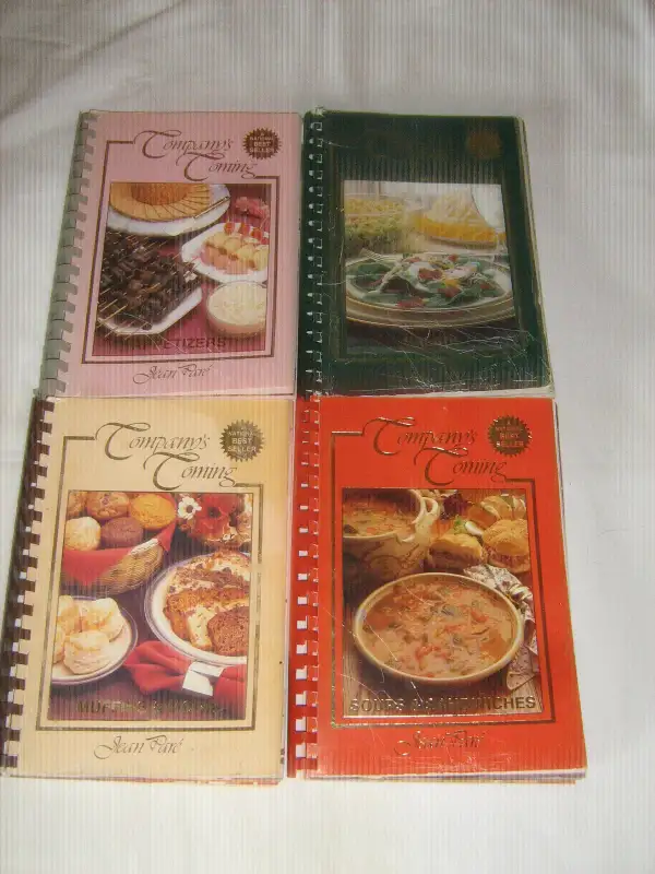 MISCELLANEOUS COOKBOOKS in Other in Ottawa - Image 5