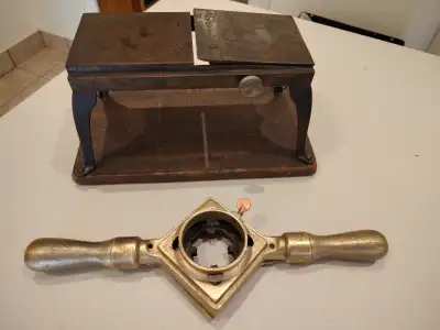 Antique Planer - Make Unknown - 11 " X 6 " x 5" ---- Antique " BOSTON BRASS " Pipe Threader - Solid...