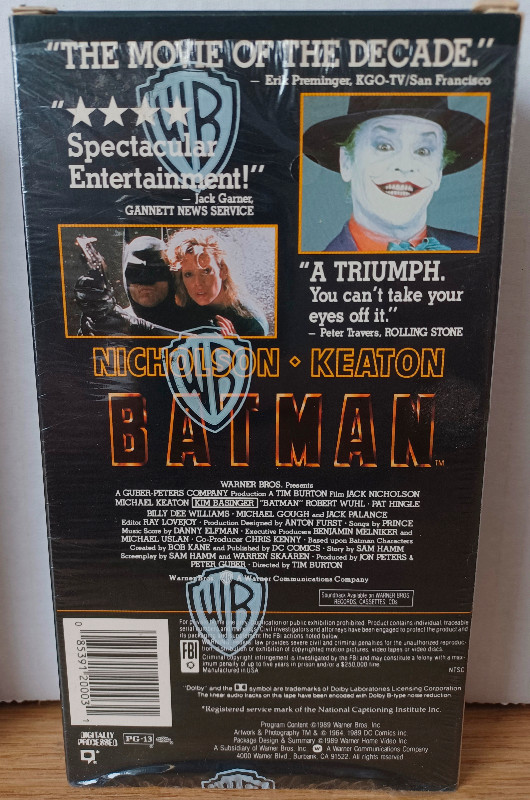 Lot 2x VHS Batman & Batman Returns Movies 1989 & 1992 (NM) dans CD, DVD et Blu-ray  à Ville de Montréal - Image 4
