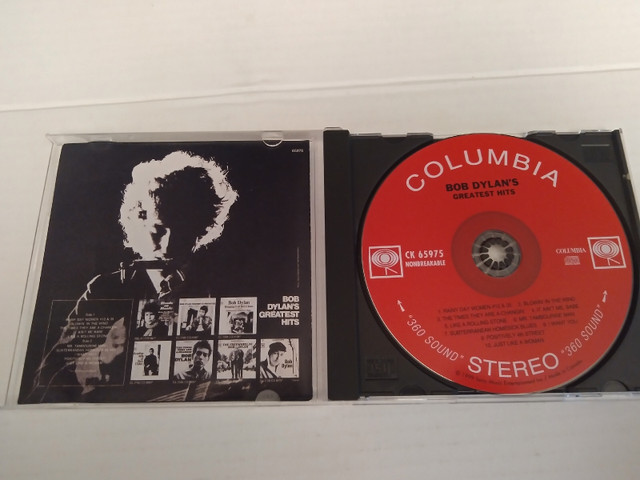 Bob Dylan's greatest hits music CD in like new condition  in CDs, DVDs & Blu-ray in Kitchener / Waterloo - Image 3