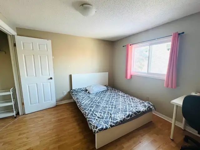 UTSC room for Rent in Room Rentals & Roommates in City of Toronto - Image 4