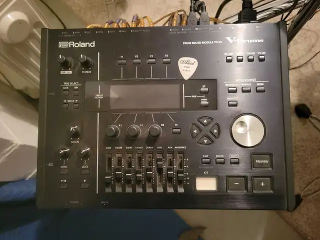 Roland T-50 Electric Drums in Drums & Percussion in City of Toronto - Image 4