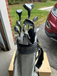 Women's golf Clubs - never used