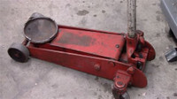 Hydraulic floor jack lift For Sale $20