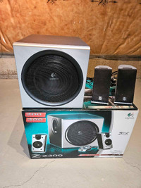 Logitech Z-2300 THX Certified 2.1 Speaker System Subwoofer