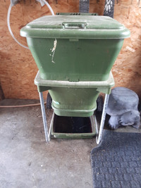Hungry Bin Worm Composting system
