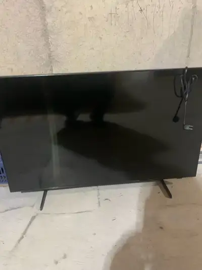 38" coloured TV Samsung 3 months ild, never used, only $35, View more