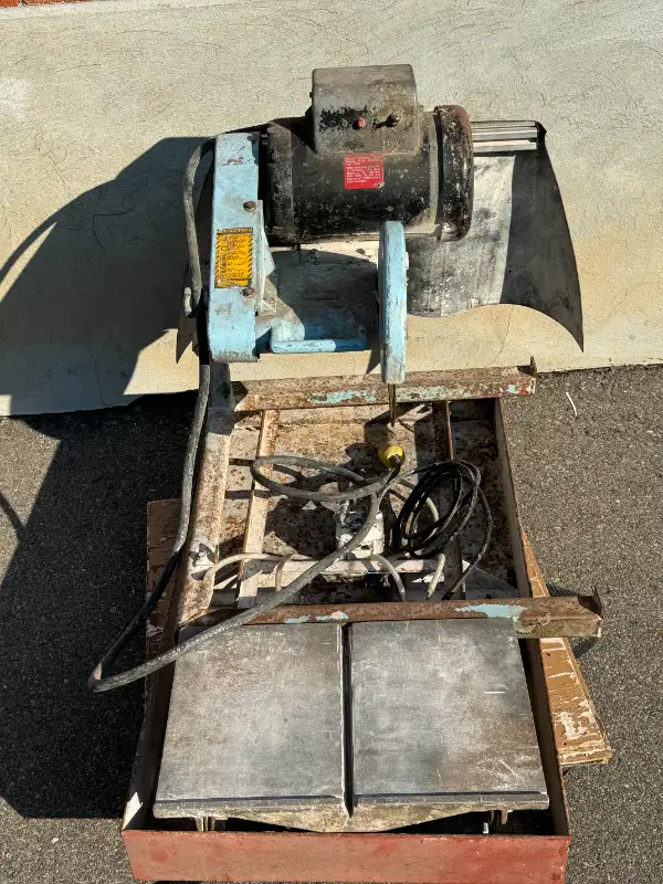 Target Tile Saw, Wet Saw with Water Pump. Professional Tile Saw in Power Tools in City of Toronto - Image 3