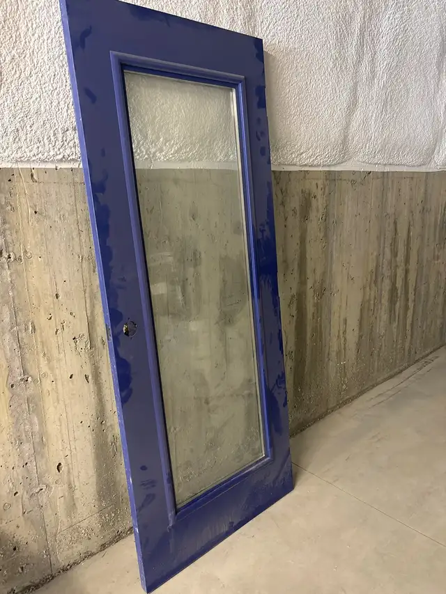 porte  en métal 34 x80 in Windows, Doors & Trim in City of Montréal - Image 2