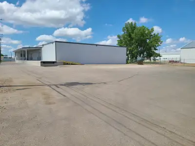 For Sale : $ 950,000.00 995 N. Railway St. W. Will Consider : A Long Term Lease Agreement. Environme...