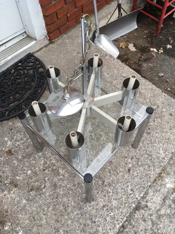 Very Cool Mid Century Modern CHROME Chandelier 1970 in Indoor Lighting & Fans in City of Montréal - Image 5