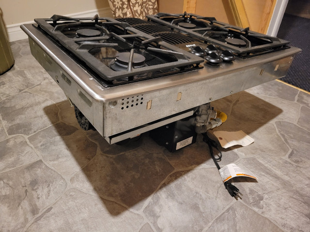 Jenn air countertop gas cook top in Stoves, Ovens & Ranges in Peterborough - Image 2