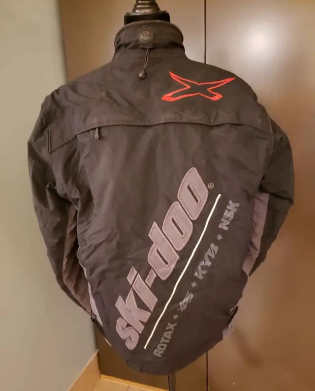 Men's Ski-Doo X-Team Winter Jacket - Medium in Men's in Calgary - Image 6