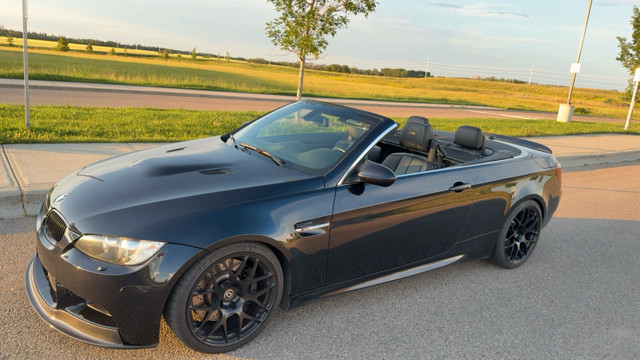 2011 BMW M3 Convertible in Cars & Trucks in Red Deer