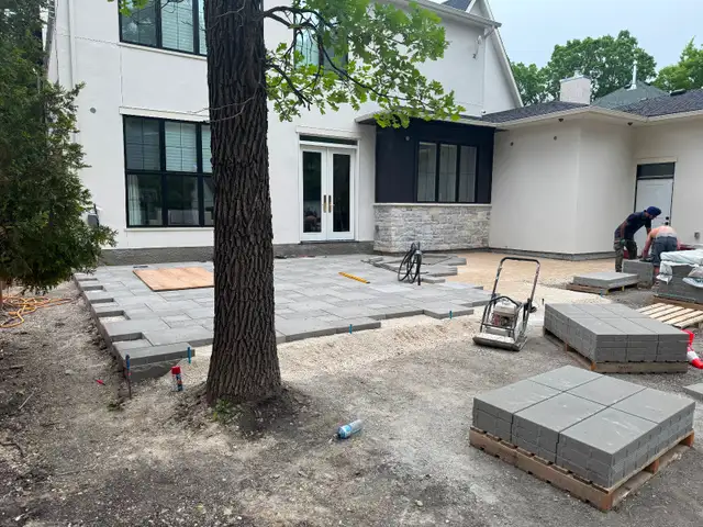 Landscape Supervisor in Construction & Trades in Winnipeg - Image 4