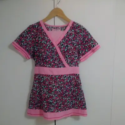 Ladies Scrubs Top and Pants, View more