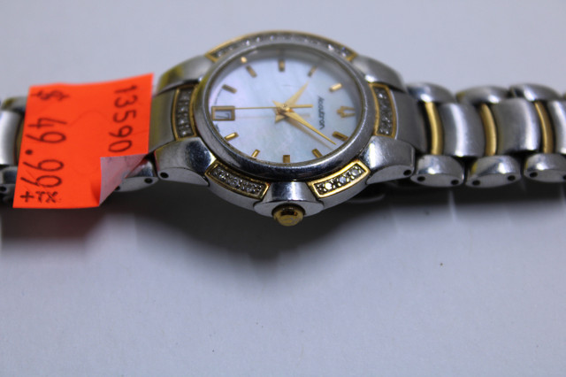 Bulova Accutron Woman Watch (#13590) in Jewellery & Watches in City of Halifax - Image 4