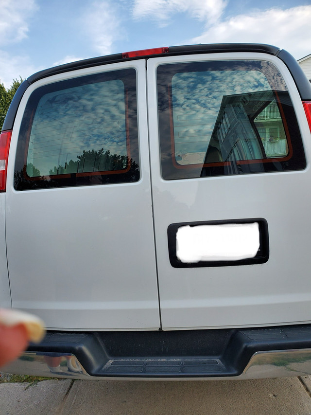 2020 GMC Commercial Savana Cargo Van for Sale in Cars & Trucks in Peterborough - Image 4