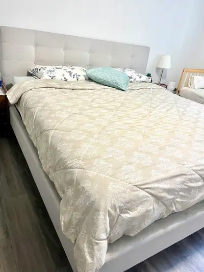 Ensemble lit King + matelas, View more