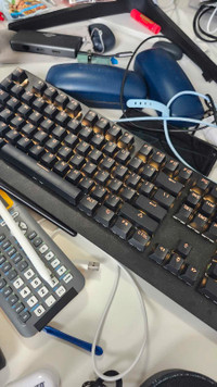 Gaming keyboard blur switch