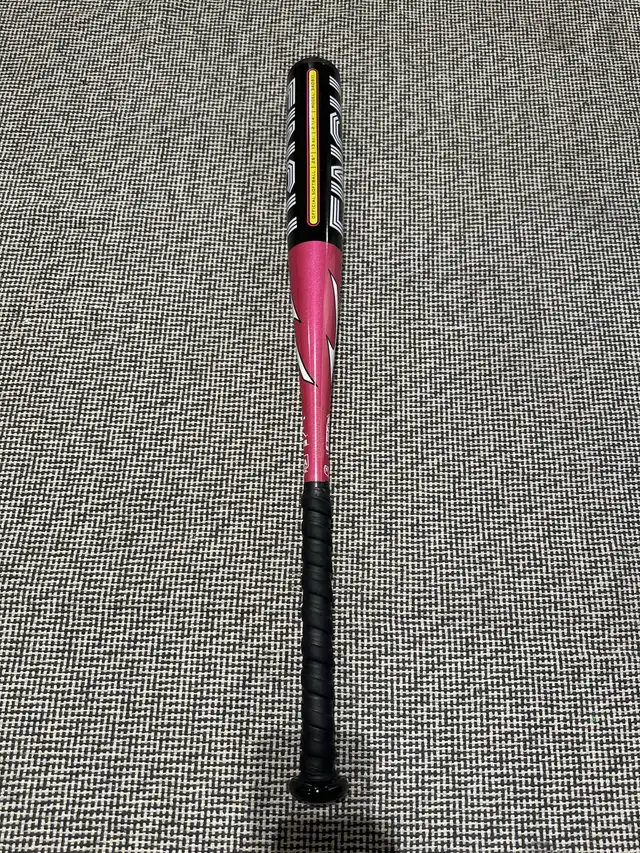 Mizuno Youth Hot Metal Tee Ball Alloy Baseball Bat in Baseball & Softball in City of Toronto - Image 4
