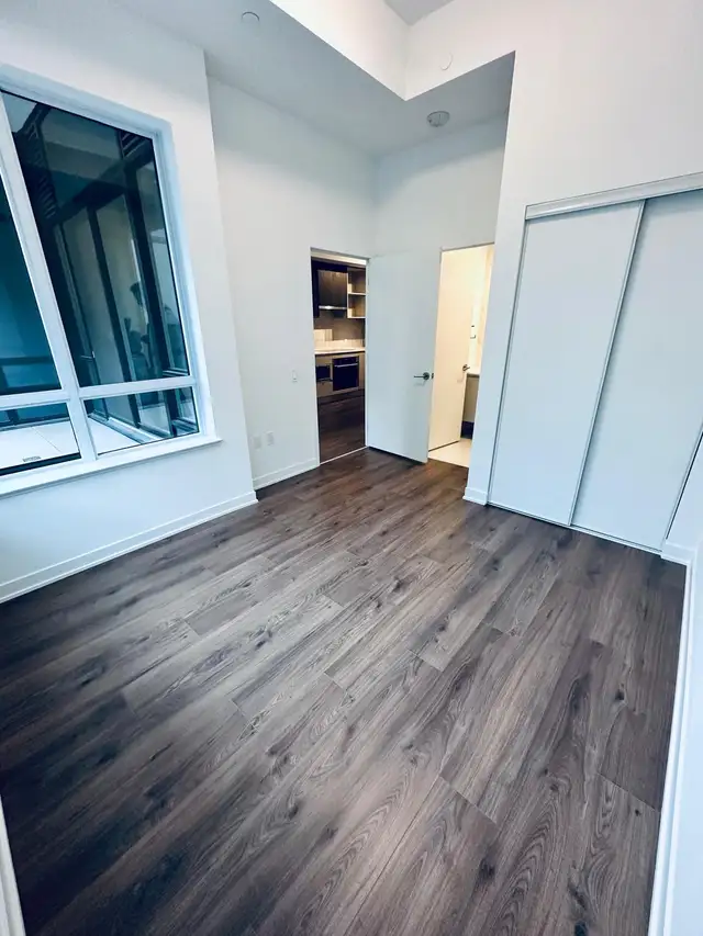Brand New Condo In Oakville for Sale in Condos for Sale in Oakville / Halton Region - Image 3