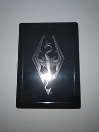 Skyrim Steel book case (Future Shop) 