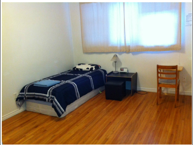 Room For Rent,DowntownArea KingswayMall, RoyalAlex, NAIT, McEwan