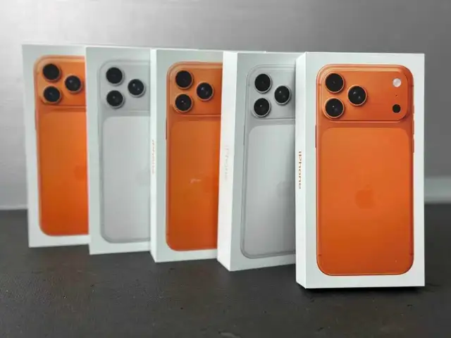iPhone 17 Pro Max 256GB – BRAND NEW SEALED – Silver/Orange in Cell Phones in City of Toronto - Image 4