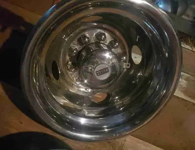Good shape just missing the 1 chrome cap for 1 of the lug nuts, make an offer
