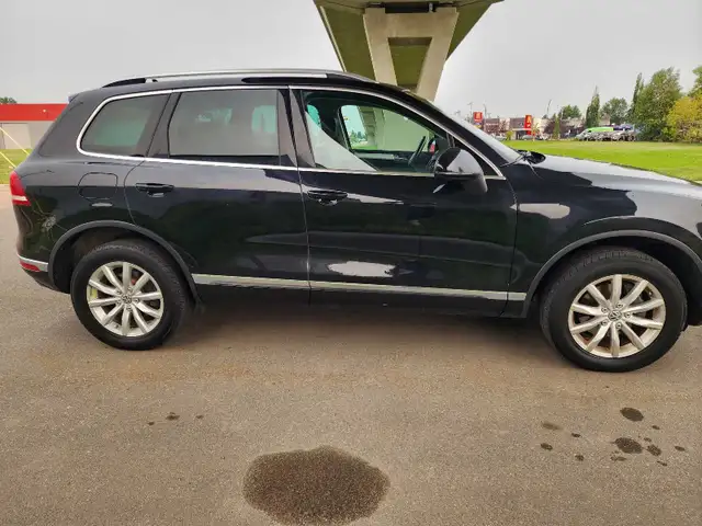 2016 Volkswagen Touareg- Fully Loaded  in Cars & Trucks in Edmonton - Image 5