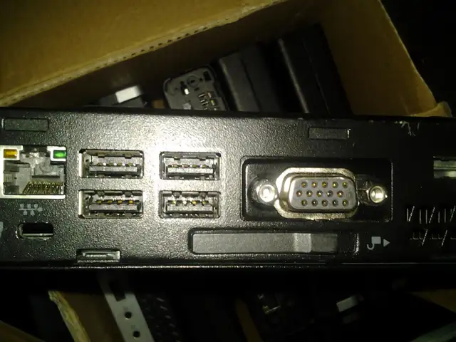 HP EliteDesk 800 G3 i5 6gen 8Gddr4 256GB SSD 3vid HAUTE VITESSE in Desktop Computers in City of Montréal - Image 7