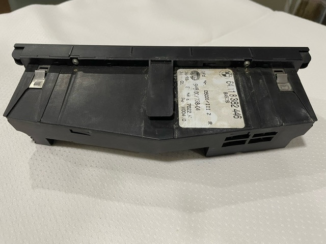 1999-2006 BMW E46 3 Series HVAC Climate Control Unit 64118382446 in Other Parts & Accessories in St. Catharines - Image 2